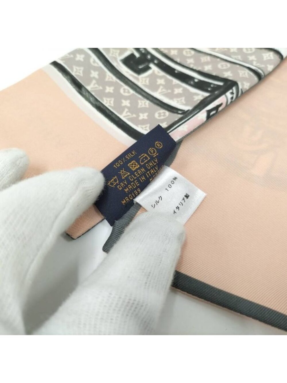 Louis Vuitton Bandeau Scarf - Picture 5 of 6